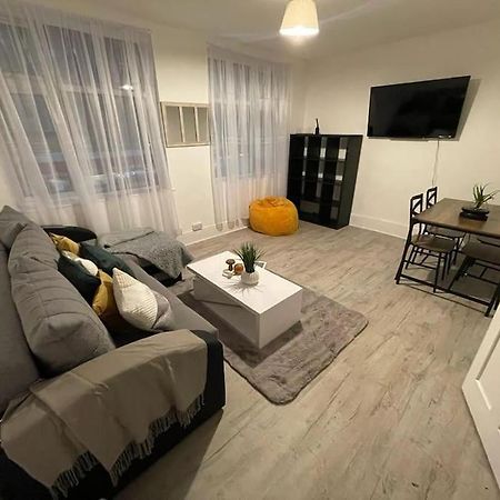 Comfortable 2 Bedroom On Tower Bridge Лондон Экстерьер фото